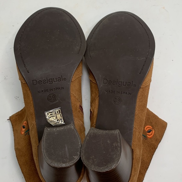 DESIGUAL Suede Leather Ankle Floral Embroidered Boho Boots Booties S-165 Sz 8 - Picture 7 of 11